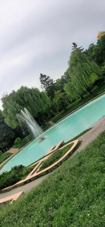 Appartamento Квартира Двохкімнатна Фонтан Kam'janec'-Podil's'kyj Esterno foto