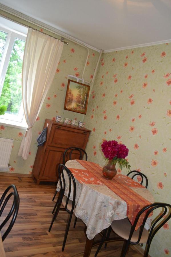 Appartamento Квартира Двохкімнатна Фонтан Kam'janec'-Podil's'kyj Esterno foto